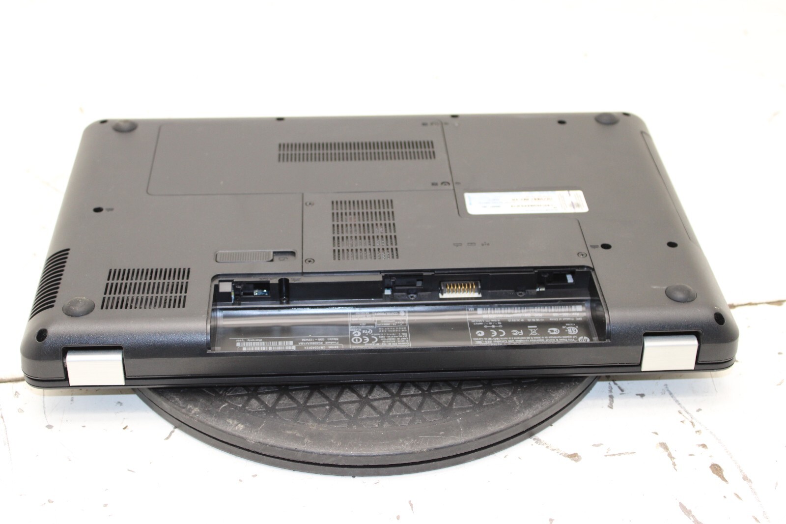 HP G56-129WM Laptop Intel Celeron 900 3GB Ram No HDD or Battery