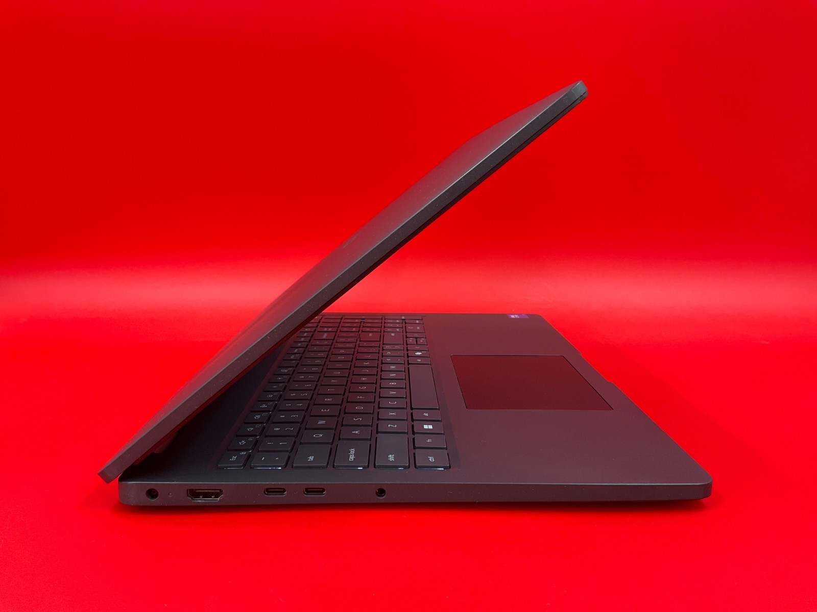 Dell Pro 16 Laptop i5-120U 16GB 512GB BT5.3 WiFi6E 16WU W11P DYFPN 🇺🇸✨🇺🇸