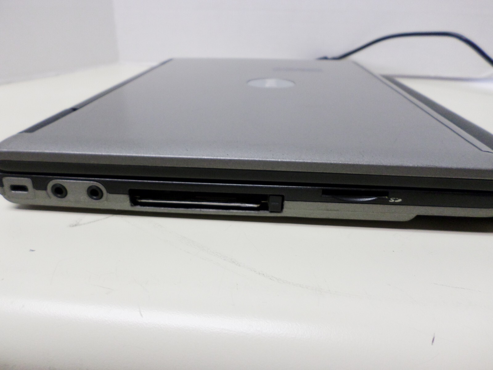 Dell Latitude D420 Intel Core 2 Duo 1.2 GHz 2 GB RAM. NO HD