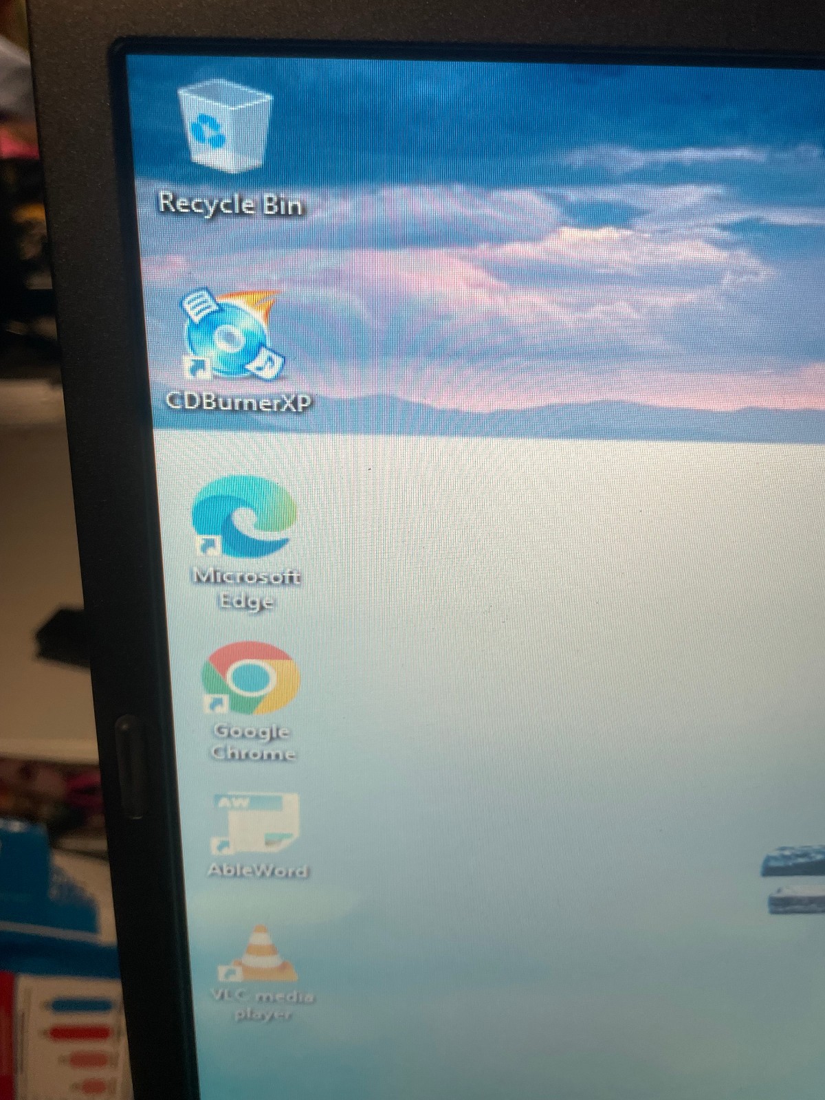 Dell Vostro 1000/ 1520/ Inspiron 1520 Windows 10 Pro – 4GB RAM – 80GB HDD
