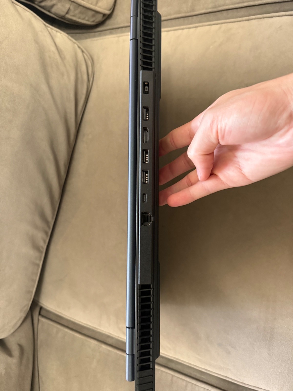 Lenovo Legion 5 17ACH6H Gaming Laptop – Ryzen 7 5800H, RTX 3060, 16GB RAM 144hz