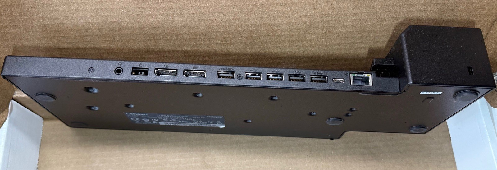 Lenovo Thinkpad T490s i7-8665U 1.9GHz, 8GB, 14″, No Drive, Dock, AC Adapter