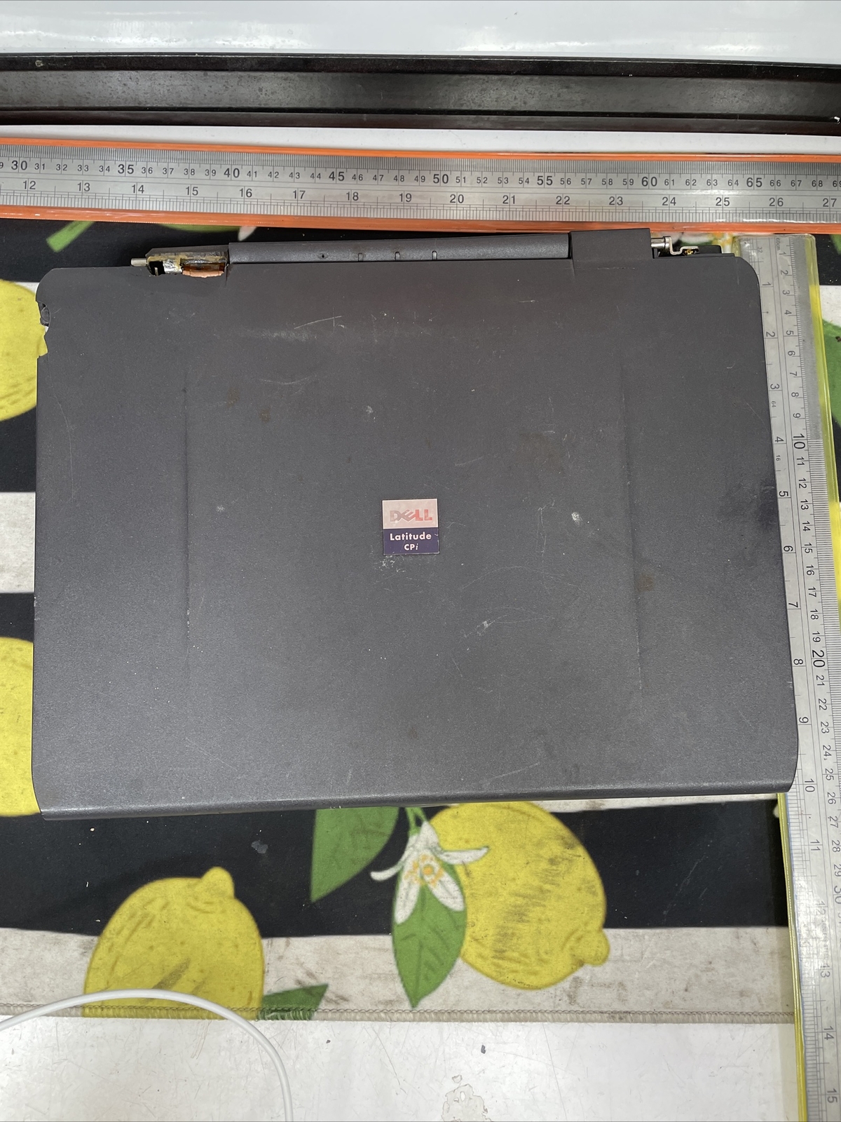 Vintage Dell Latitude CPi PPL Laptop NO OS NO HDD 64MB Pentium II @266MHz