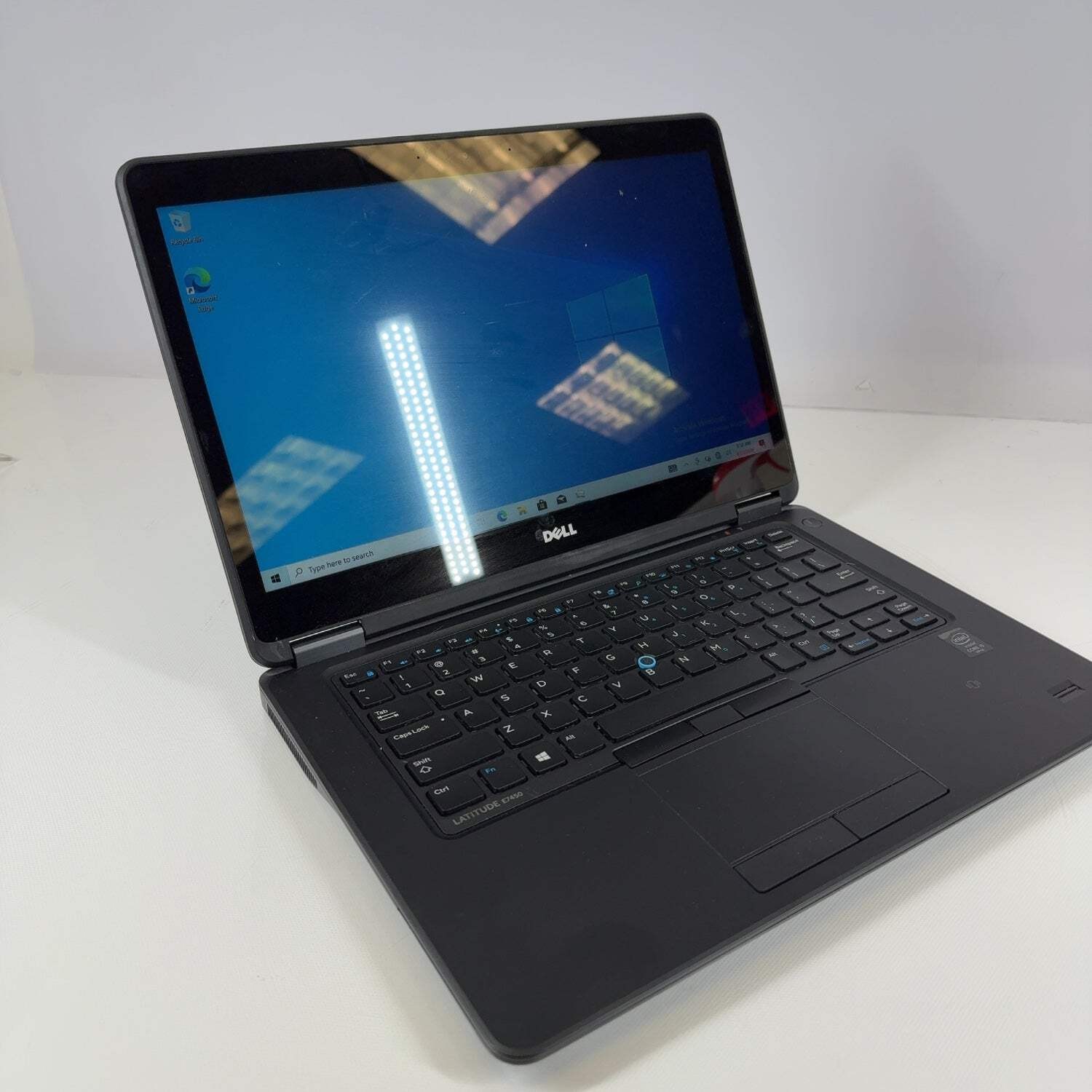 Dell Latitude E7450 14″ i5-5300U 2.3GHz 8GB RAM 256GB SSD READ