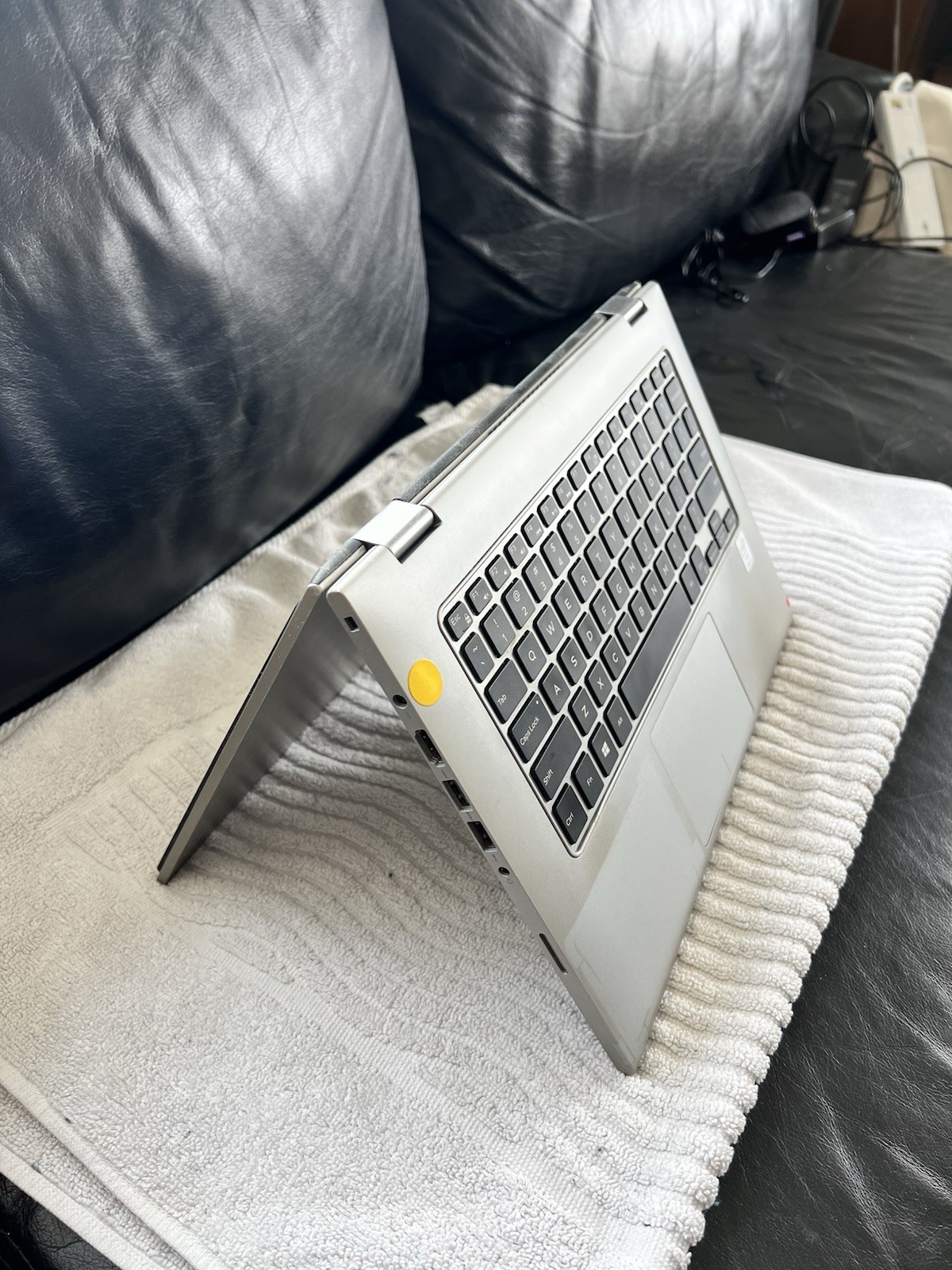 Dell Inspiron 13.3” touchscreen, (i5, 2.7GHz,8G ram,500G HDD)-factory reset