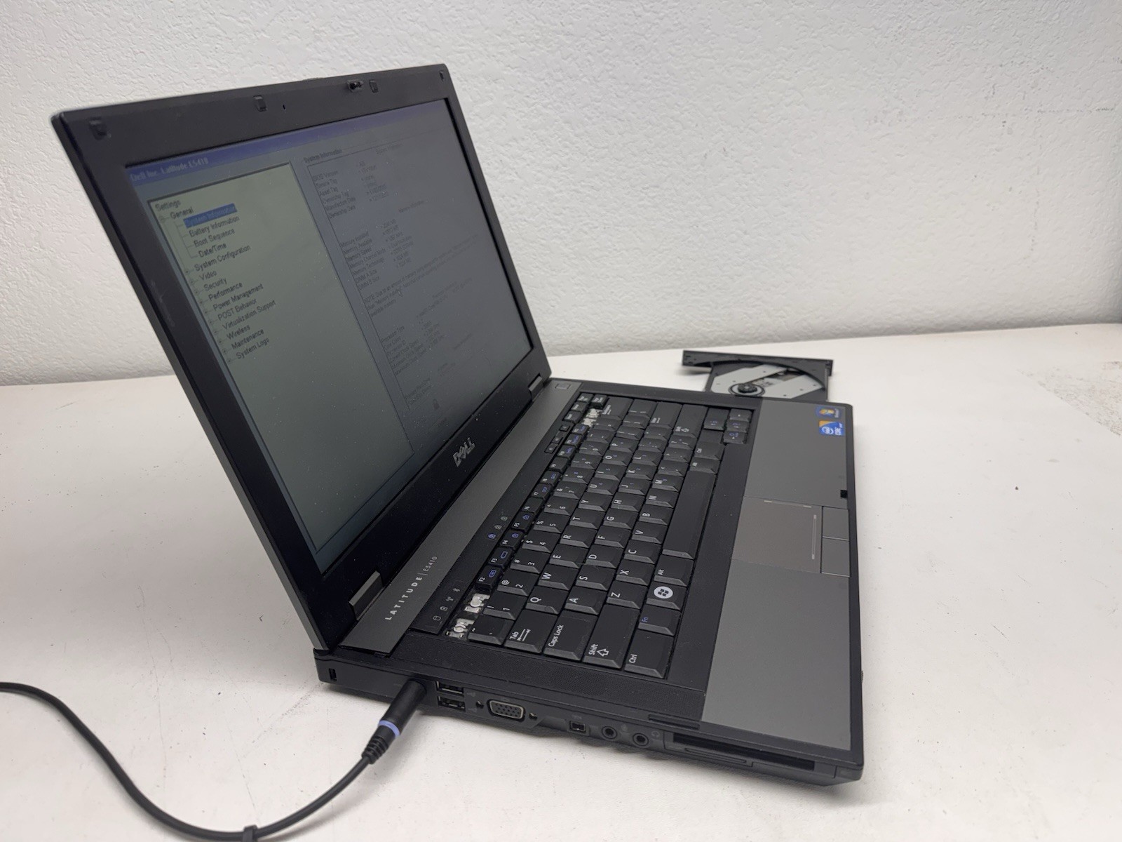 Dell Latitude E5410 – Intel Core i3 2.40GHz – 2GB RAM – FOR PARTS / REPAIR 0005
