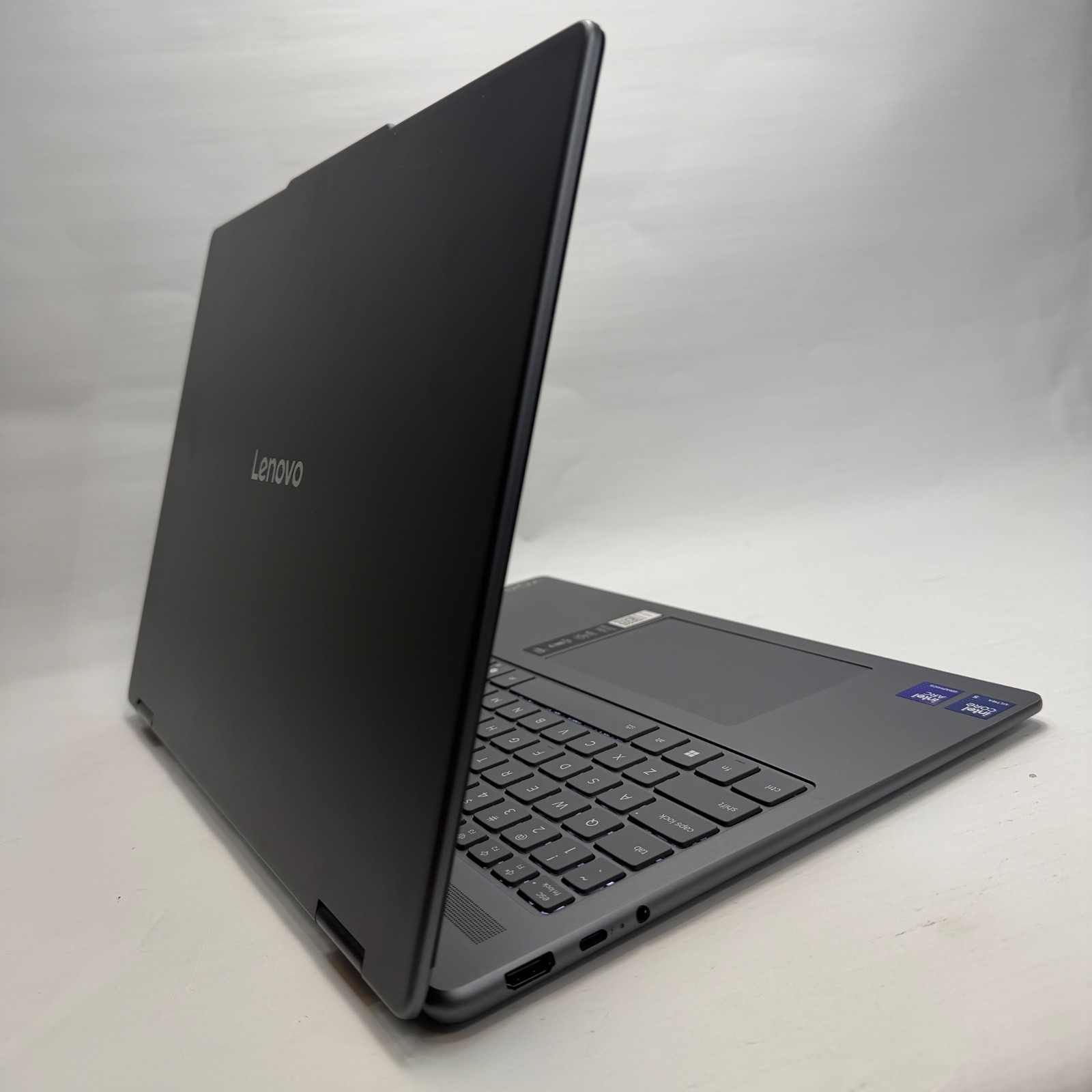 Lenovo Yoga 7 2-in-1 16ILL10 Laptop 16″ 2K Touch, Ultra 5 226V, 16GB, 512GB SSD