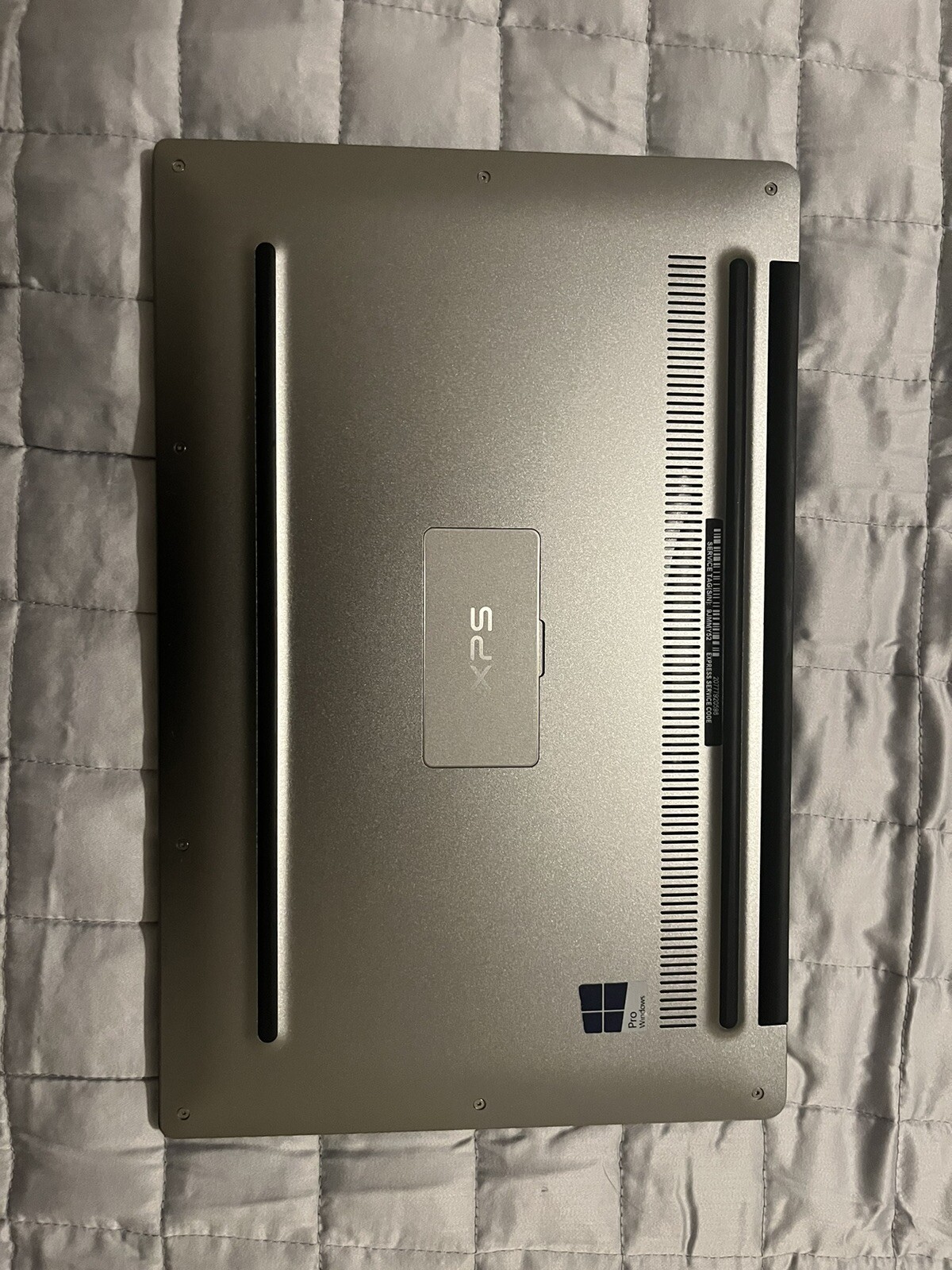 Dell XPS 13 9343 13.3″ Non-Touch i3-5010U@2.1GHz 4GB RAM 128GB SSD Win 10 Pro