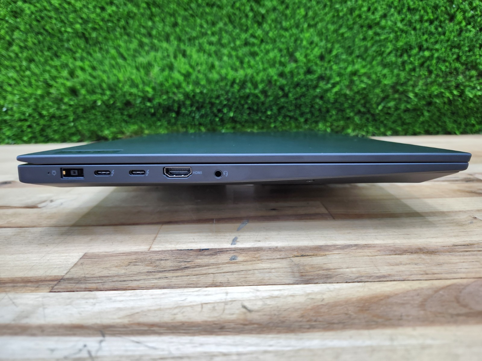 Lenovo ThinkPad P1 Gen 4 16″ WXQGA i7-11850H 32GB 512GB SSD RTX A2000 Win 11 ~