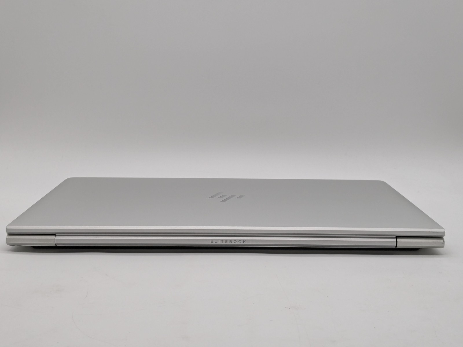 HP ELITEBOOK 855 G8 15″ FHD Touch RYZEN 7 PRO 5850U 512GB 16GB W11P Backlit