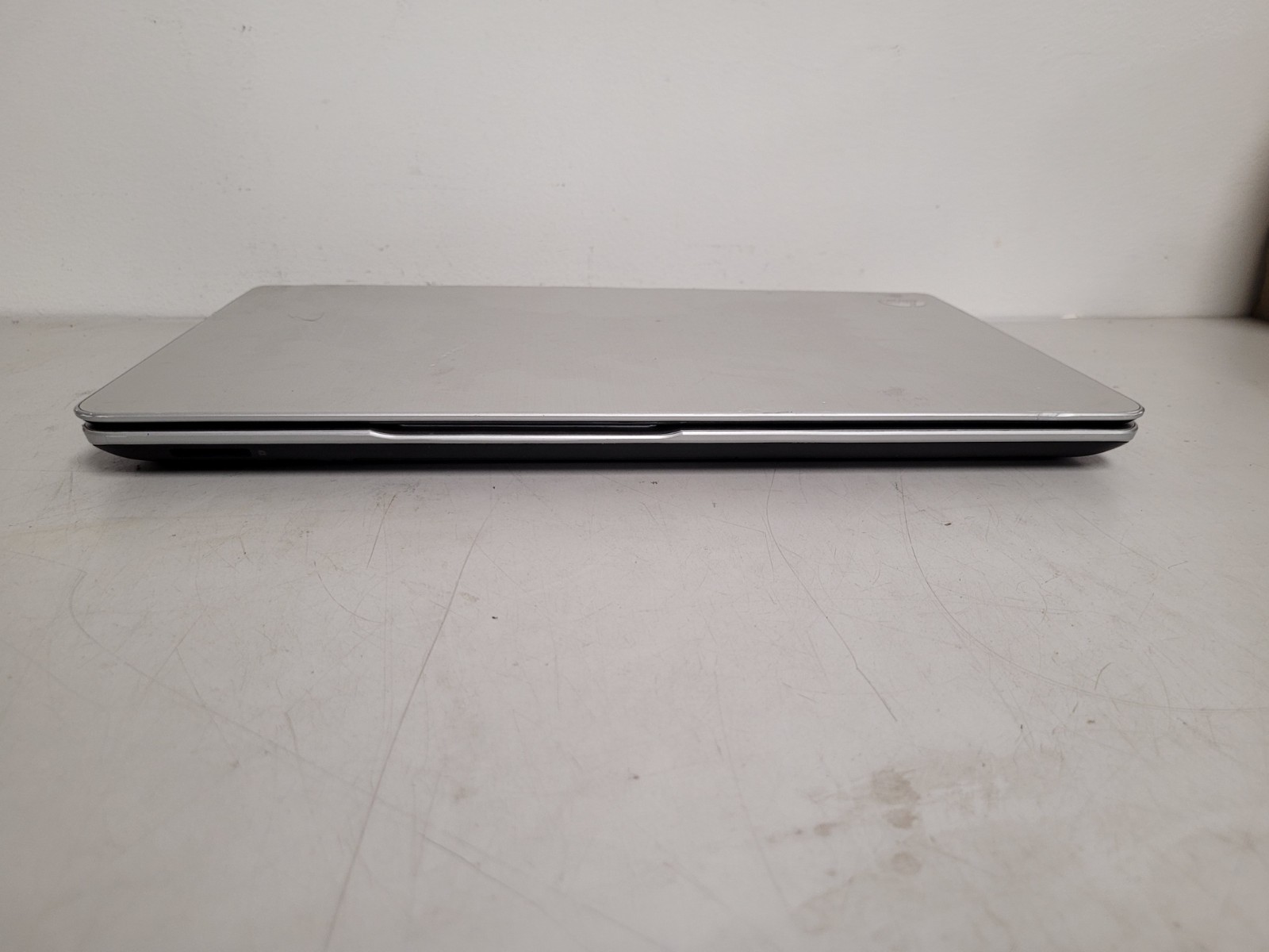 Hp Envy M6 notebook amd a10 4600m 2300mhz 8gb ram 256gb ssd charger CND3140H8J