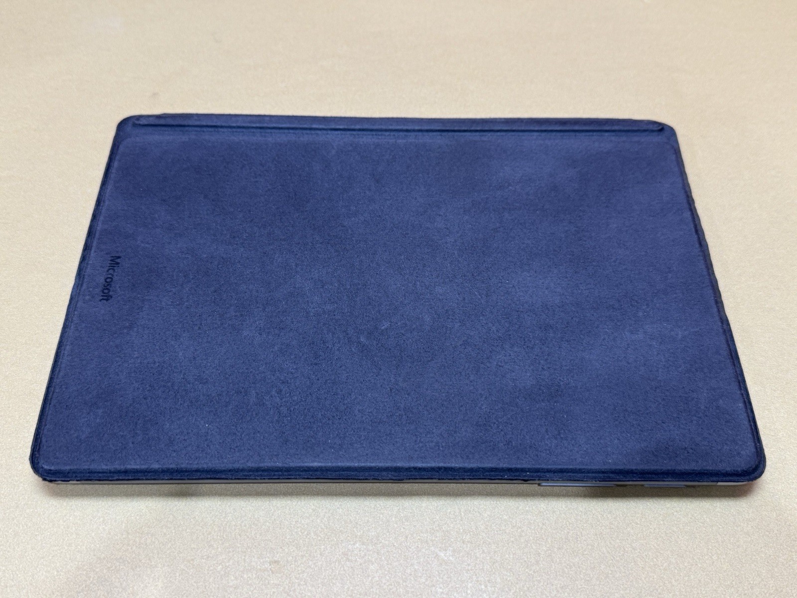 Surface Go 1824 4415Y 1.6GHz 4GB RAM 64GB SSD