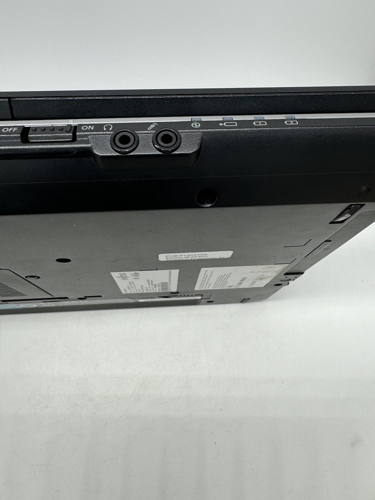 Fujitsu Lifebook E752 4GB W/ Bluetooth, DVD Writer, Tested, No Operating System