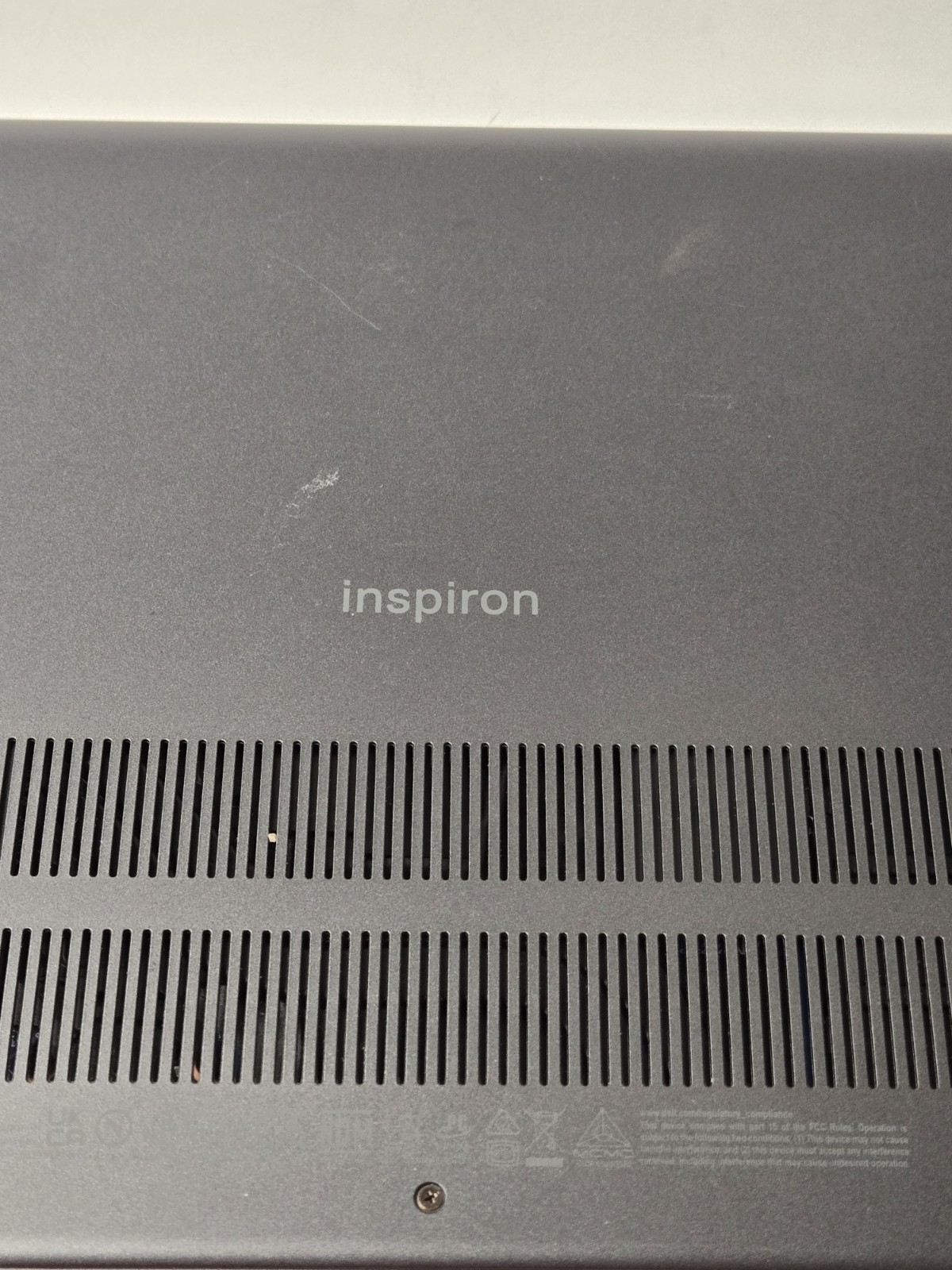 Dell Inspiron 14 2-in-1 Laptop AMD Ryzen 7 Radeon Graphics 16 GB Memory SSD A+