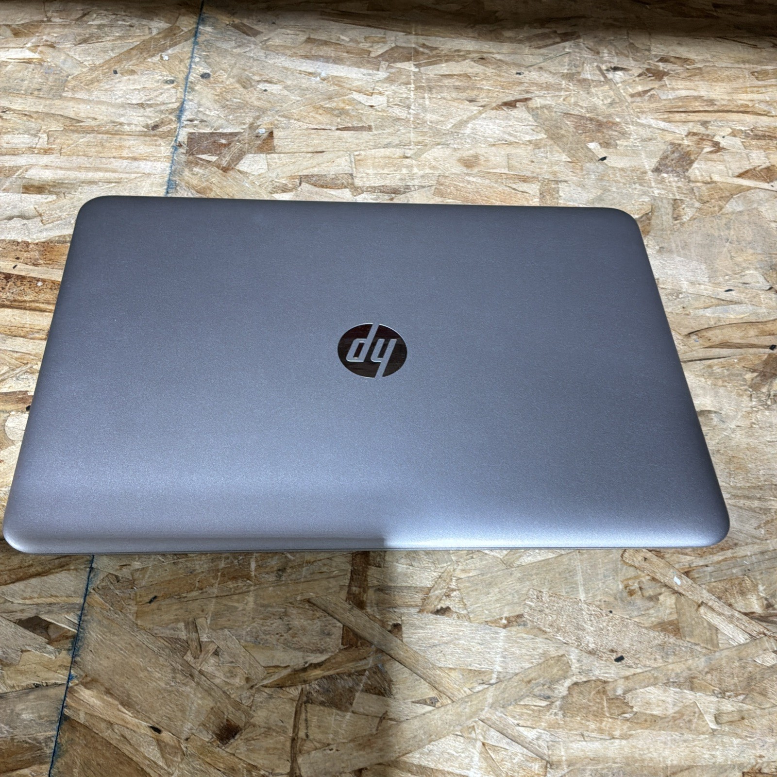 HP Probook 450 G4 8265NGW 15.6″ i7-7500U 2.7GHz 8GB RAM 500GB HD C406