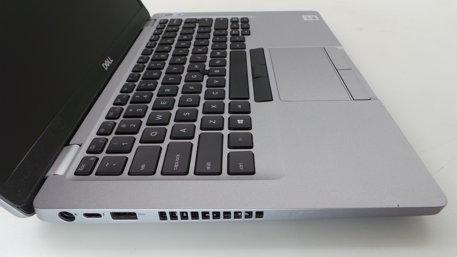 Dell Latitude 5410 | 14″ | i7-10810U 1.10GHz | 16GB RAM 512GB NVMe | WIN 11 PRO
