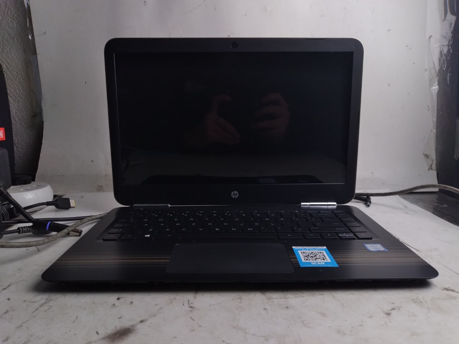 HP Pavilion w/i3-6100U, 4GB RAM, 13.2″ Laptop for Parts #2295