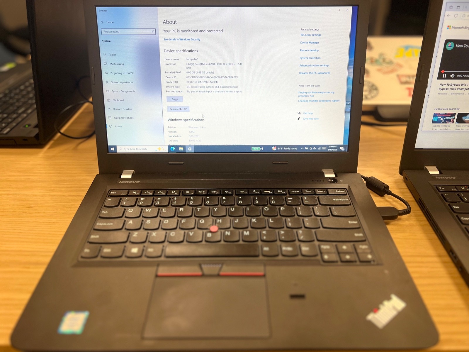 Lenovo E460 14 inch i5-6200U 2.3GHz 500GB 4GB Notebook / Windows 11 Pro