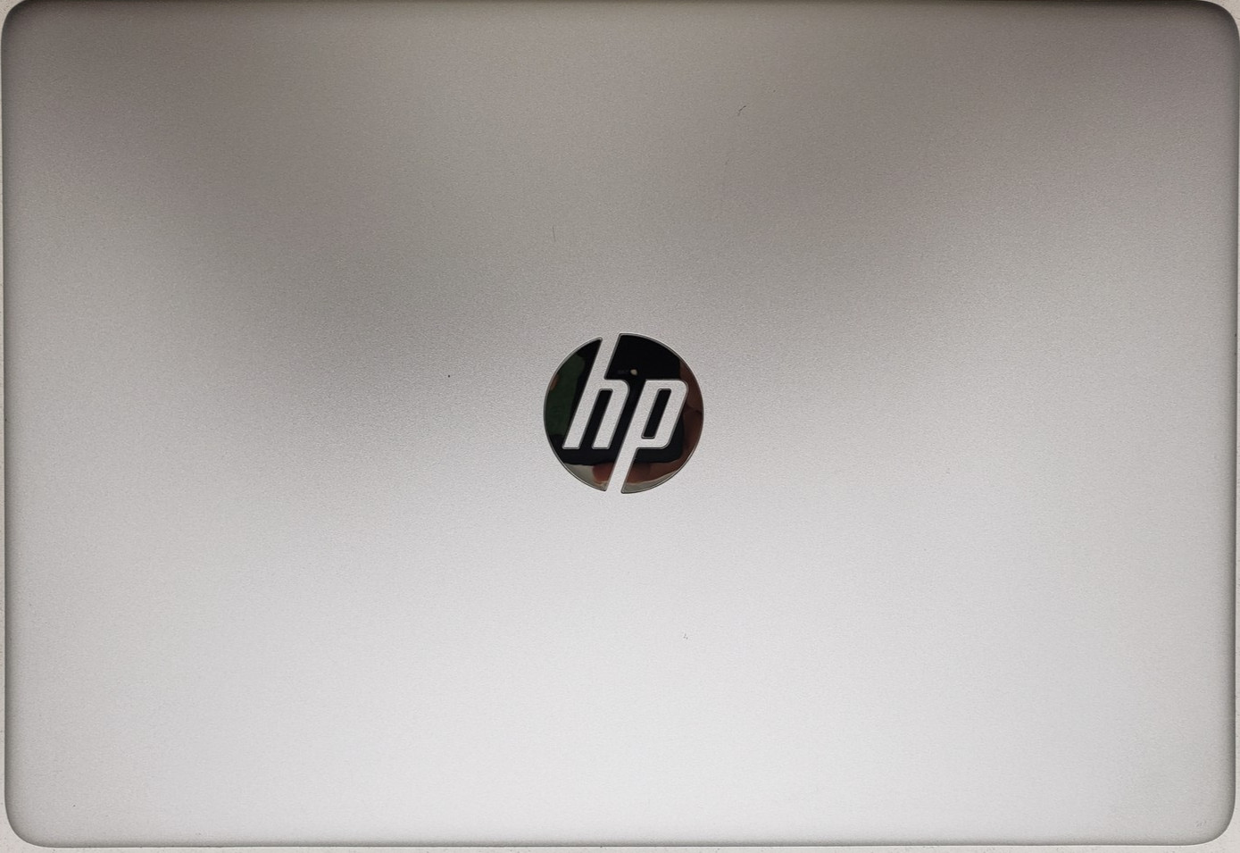 HP 14-fq0110wm AMD Ryzen 3 3250U 8GB RAM 256GB SSD 14″ Laptop PC Win 11 Pro.