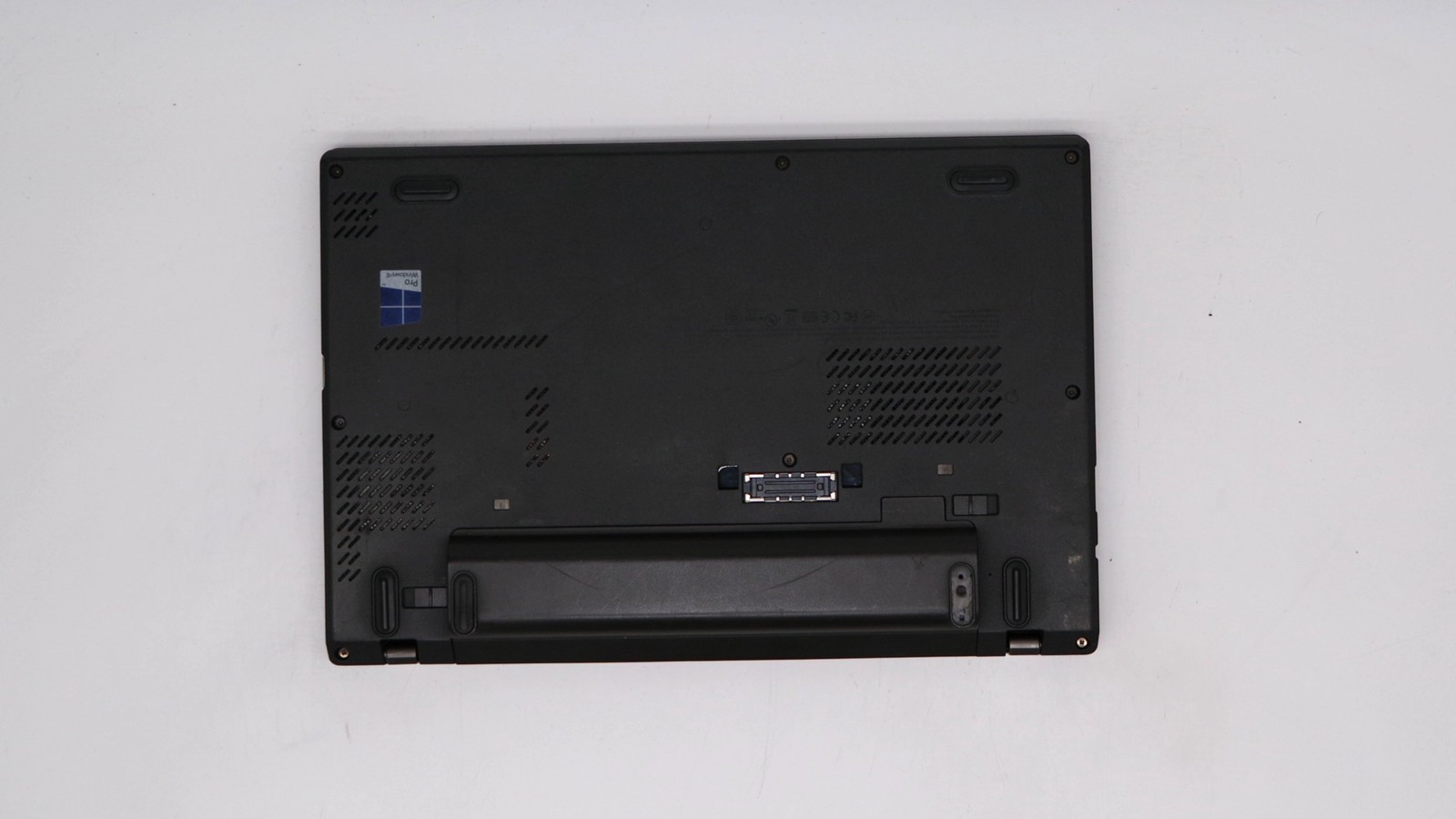 Lenovo ThinkPad X240 13″ i7-4600u 4GB 256GB – Fair READ DESC