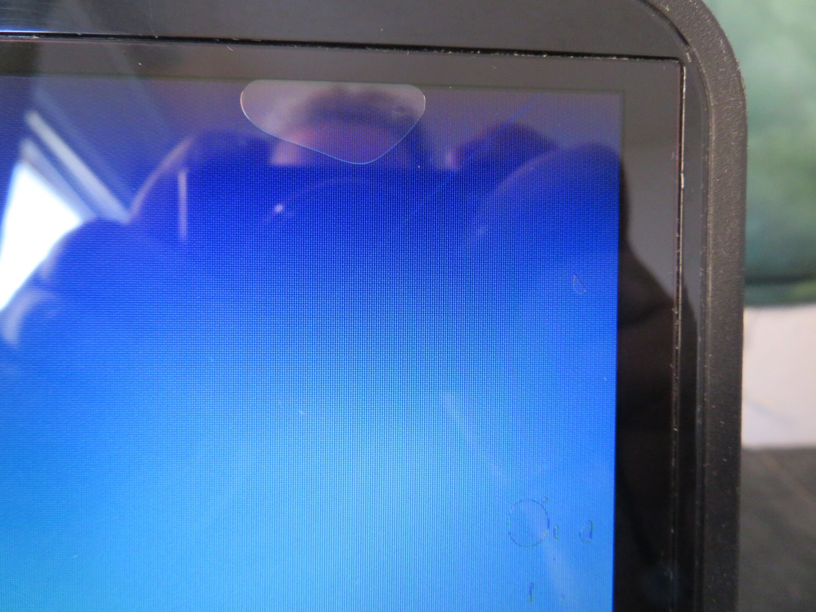 Dell Inspiron 3537 Laptop i3-4010U 1.7GHz 6GB 250GB HDD 7 Pro BAD BATTERY