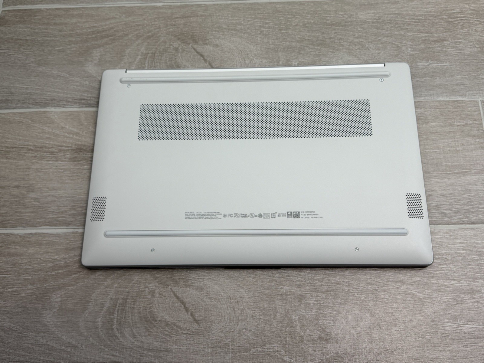 HP 15-FD0123DX 15.6″ Touch Laptop Core i3-1315U 8GB RAM 256GB NVMe SSD Win-11