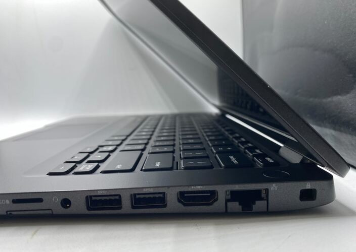 Dell Latitude 5400 14″ Laptop Intel Core i5-8265U 1.60GHz 8GB RAM 256GB SSD