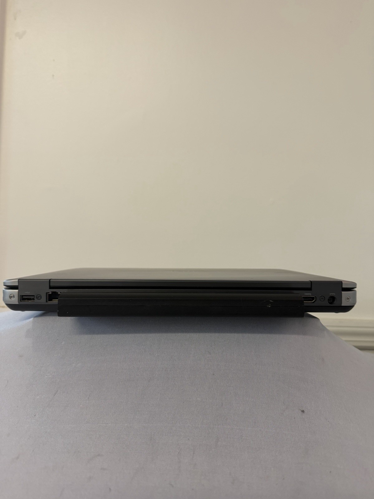 Dell Latitude E6440 Laptop – Good Screen – Intel i5-4300M – RAM 8GB – Read Des