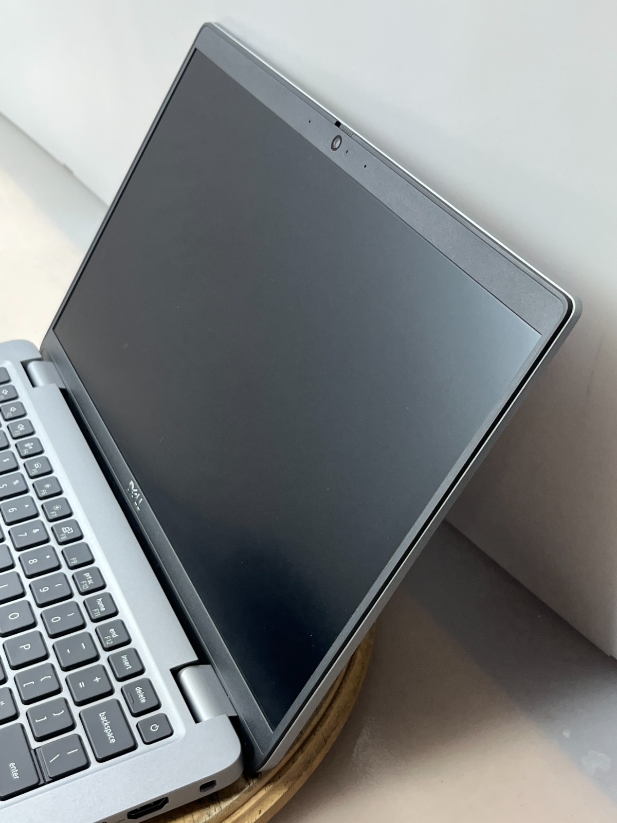 DELL LATITUDE 5450 ULTRA 5-135U@4.40GHz 8GB NO SSD/OS *Check Pictures*