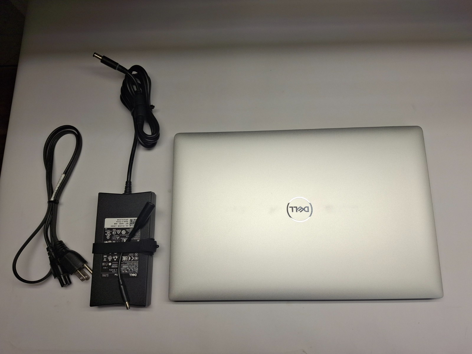 Dell Precision 5530 15.6″UHD Touch i9-8950HK 32GB Ram 256 SSD Quadro P2000 W11 P