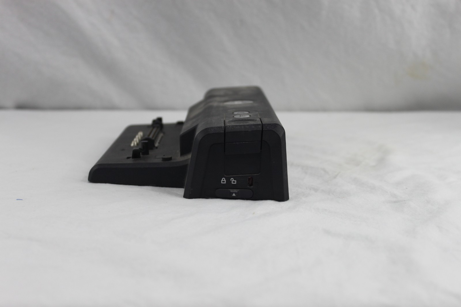 Dell Latitude D600 Laptop + Docking Station + Extra 60GB HDD – Tested Working