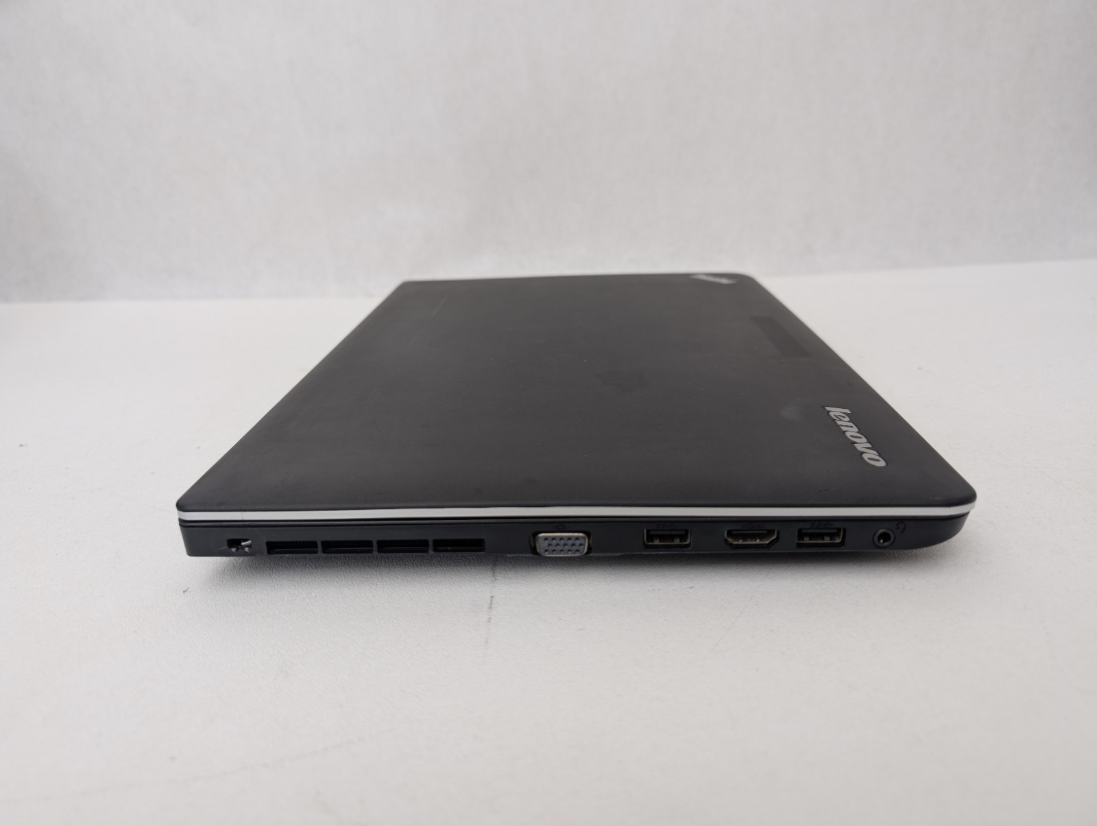 Lenovo ThinkPad E440 Laptop i3-4000m @ 2.40 GHz 4 GB Ram Win 10