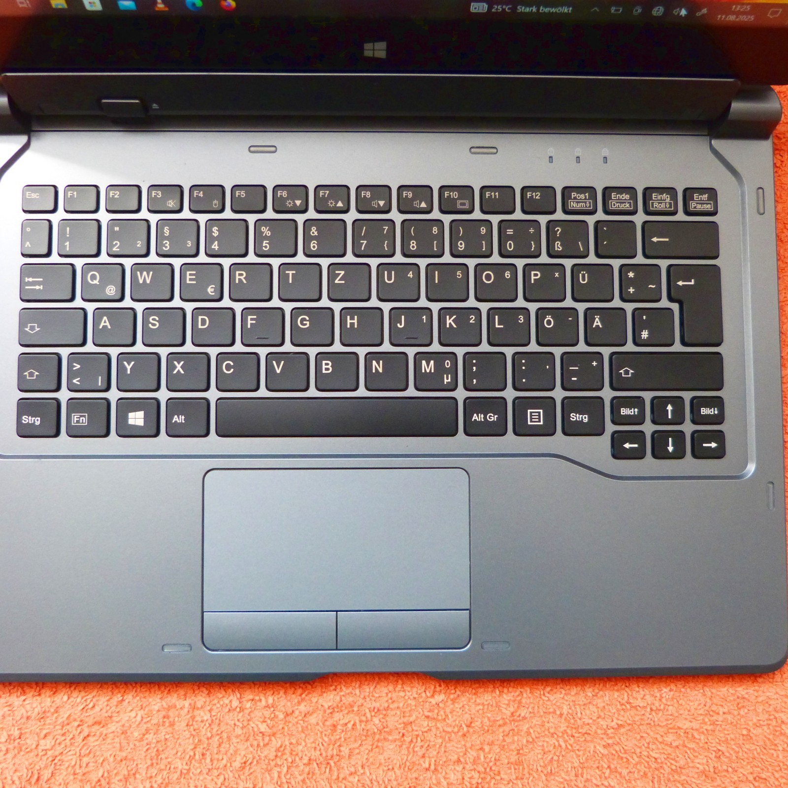 Fujitsu Q616 PRO Convertible Tablet PC 11″ TOUCH l Core M7 Windows 10 SSD