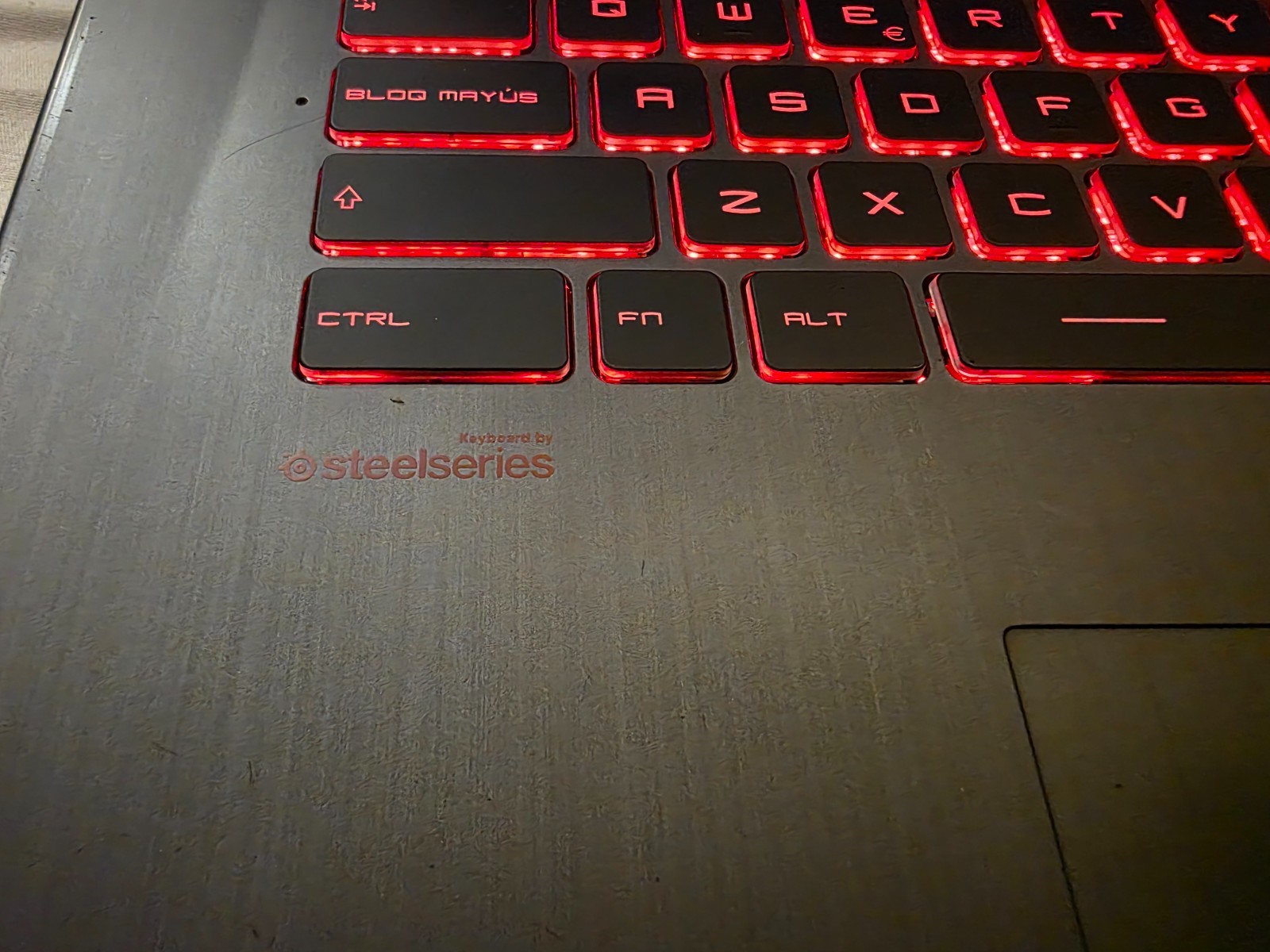MSI GAMING GF72VR Intel Core i7-7700HQ 32GB 512GB SSD + 1TB HDD NVIDIA GTX 1060