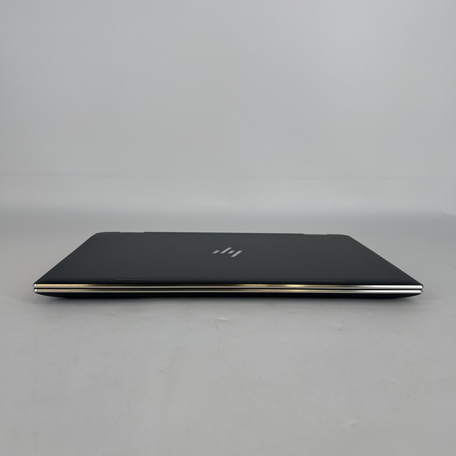 HP Spectre 15 x360 4K TOUCH i7-8565U 1.80GHz 16GB 512GB SSD MX150 Good