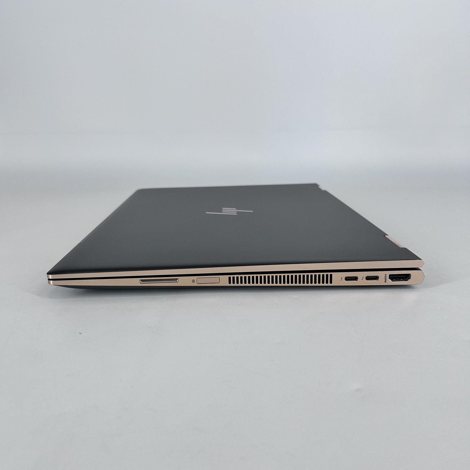 HP Spectre 15 x360 4K TOUCH i7-8705G 16GB 1TB AMD Radeon RX Vega M GL FRAME GAP