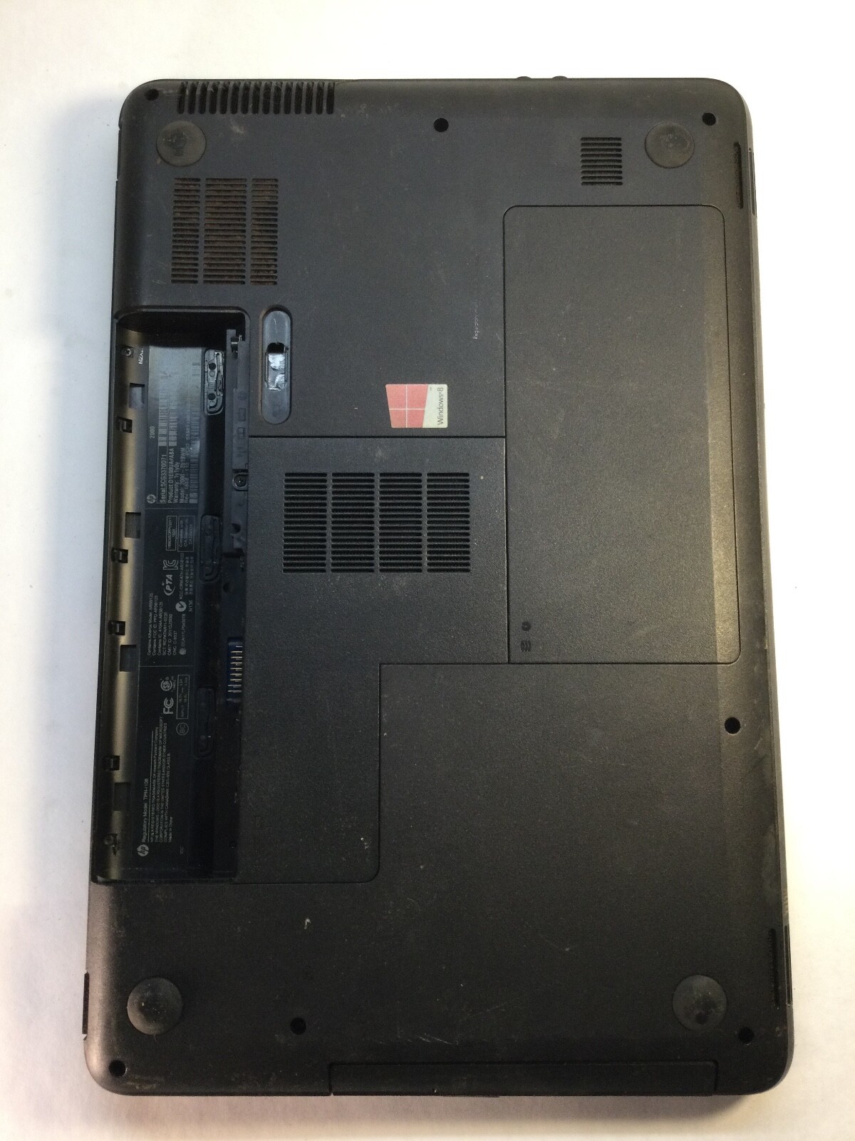 HP 2000 15″ Laptop AMD E-300 -BOOTS TO BIOS/LOUD FAN -MZ