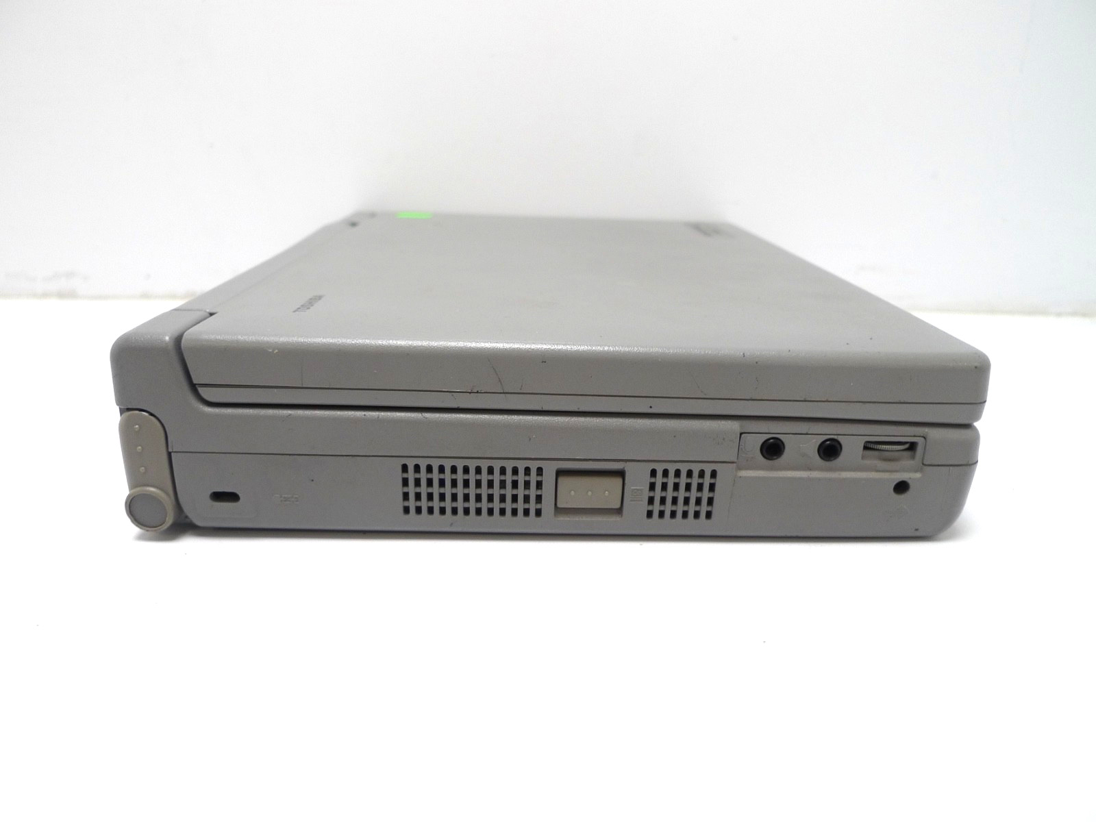 Toshiba Portégé 610CT Laptop #PA1123U-XT | No Drive, Case Wear, Untested, As-Is