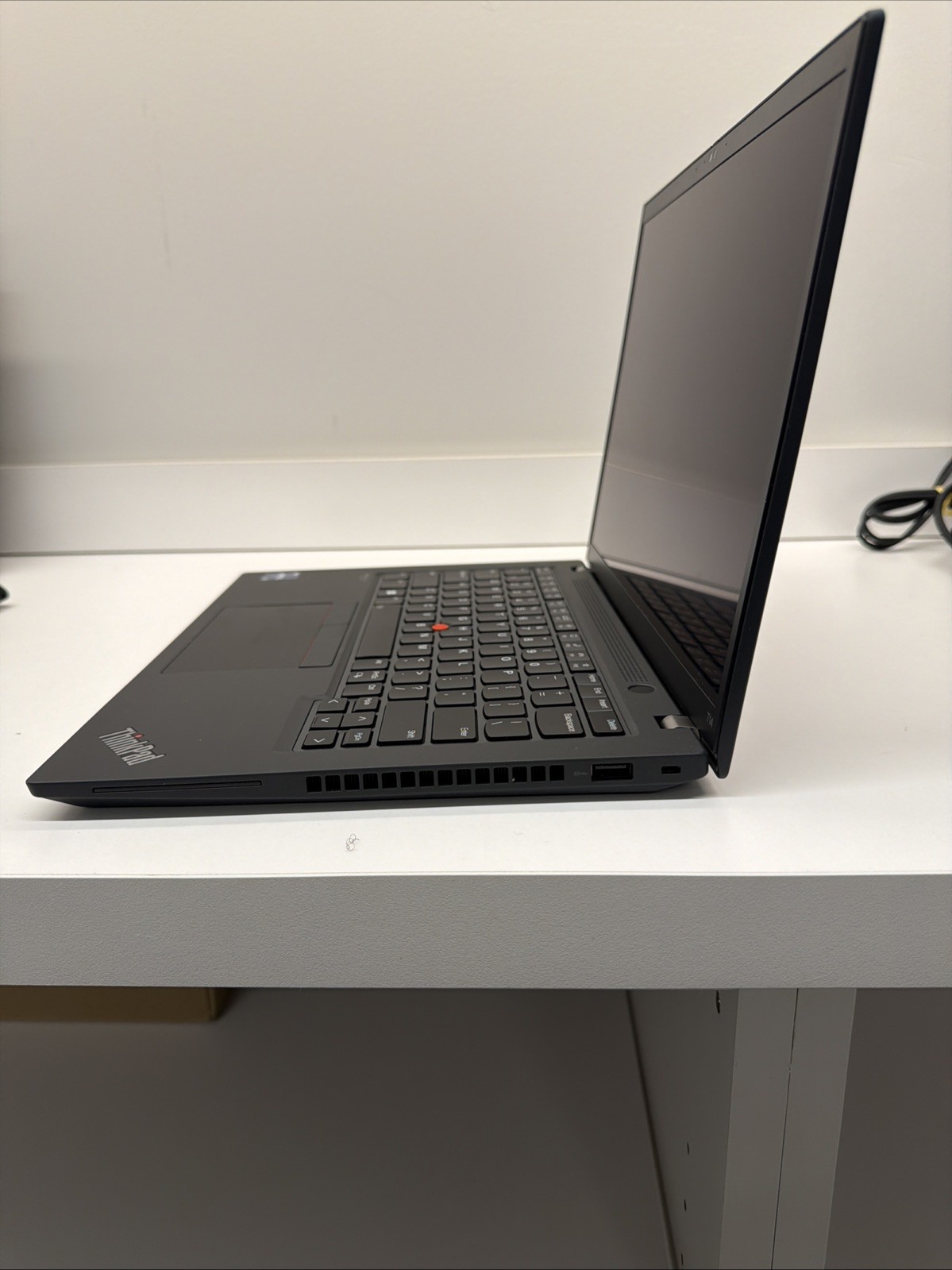 Lenovo ThinkPad T14 Gen 3 (512 GB SSD, 48 GB RAM, i7 12th Gen, Windows 11 Pro)