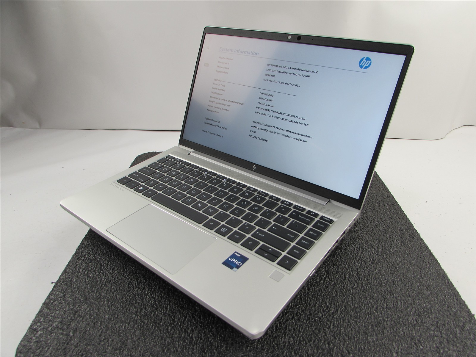 HP ELITEBOOK 640 (G9) 1920X1080 FHD TOUCHSCREEN I7-1270P NO SSD 4GB RAM NO O.S