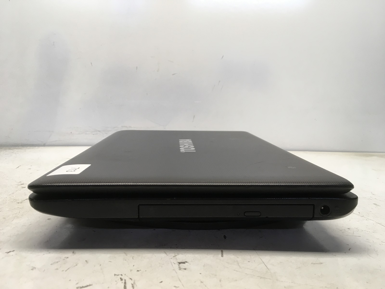Toshiba Satellite C655-S5314 Intel Pentium B950 2.1GHz 3 GB NO HDD No Batt