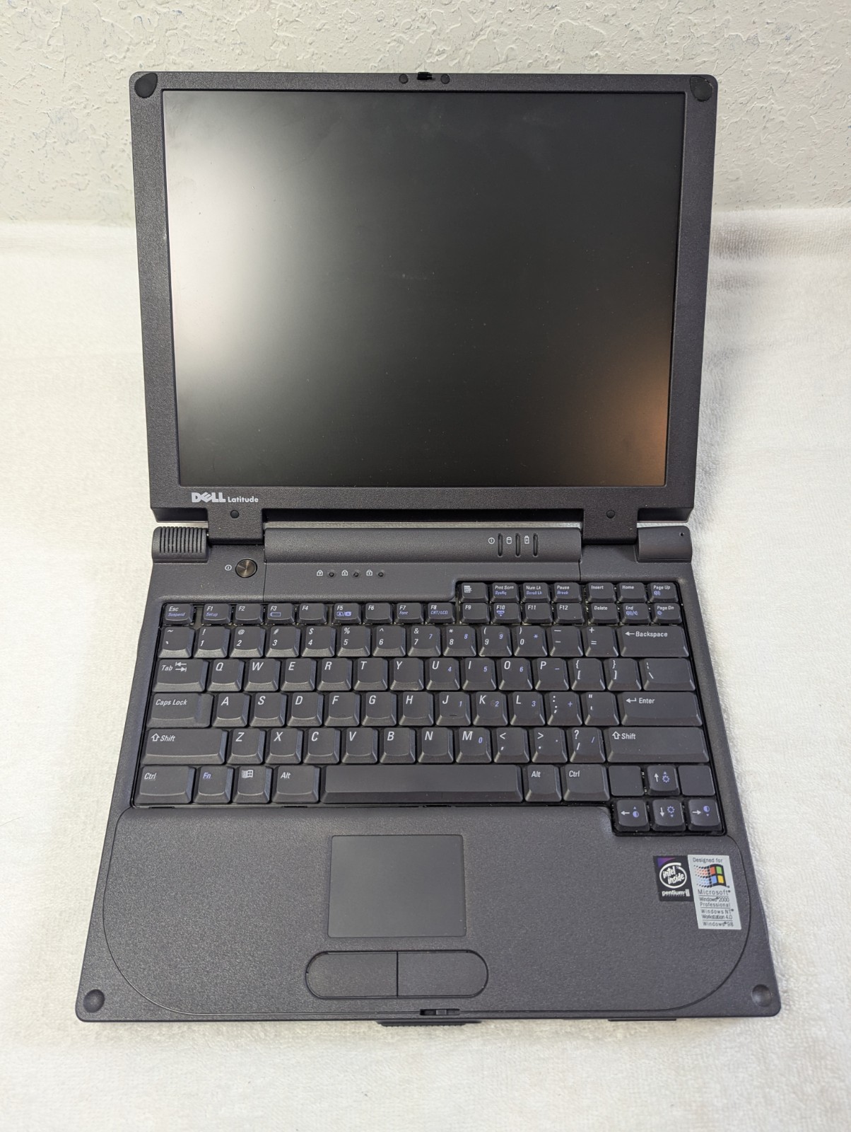 Vintage Dell Latitude CS Laptop Bundle PMP For Parts w/ Floppy CD-ROM Case