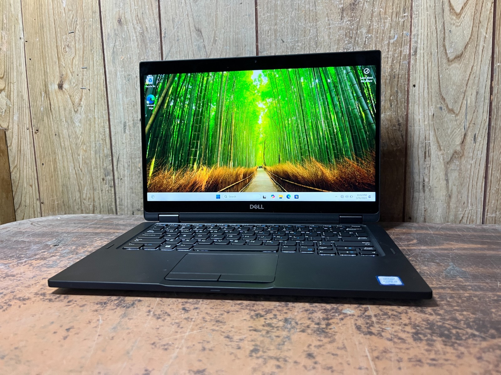 Dell Latitude 7390 13.3″ I5-8250U 8GB 256GB SSD FHD Windows 11 Pro Laptop