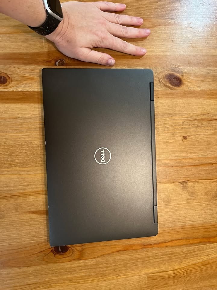 Dell XPS 13 9365 2-in-1 13.3″ FHD TouchScreen Core i7-7Y75 8GB 256GB SSD Win 10