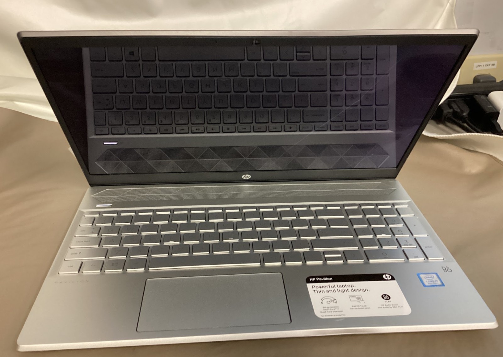 HP 2019 Pavilion Flagship 15.6″ Full HD IPS Touchscreen Laptop, Intel i7-8550U