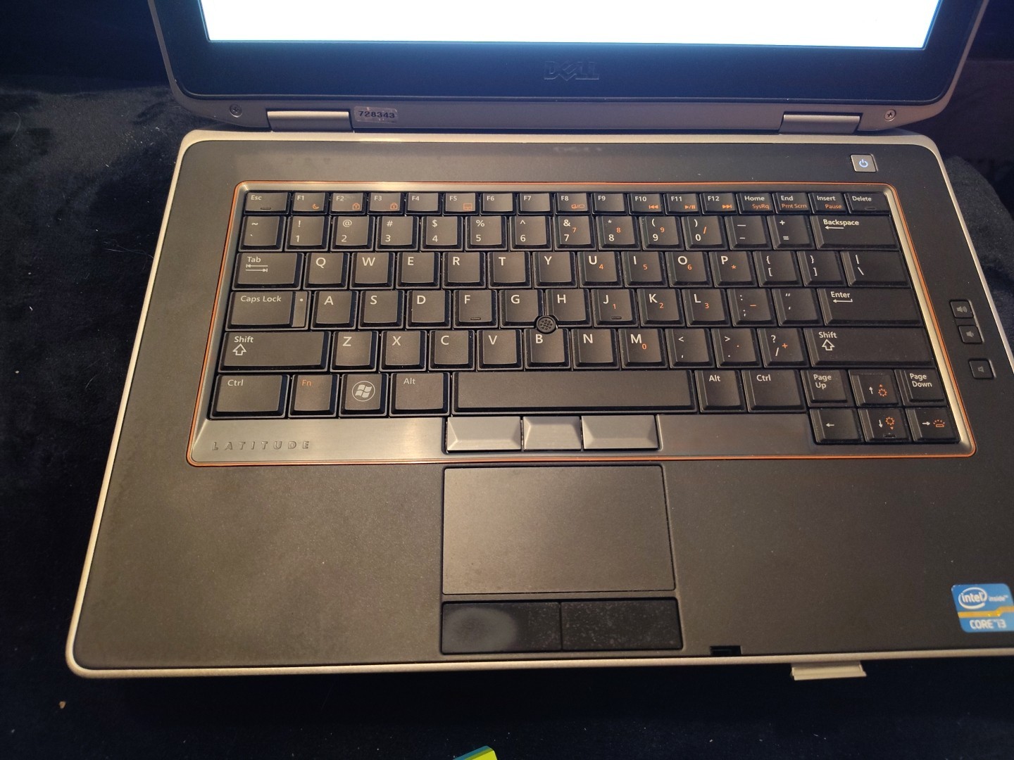 Dell Latitude E6420 Intel i3-2330M 2.2GHz 4 GB NO HDD & BATTERY