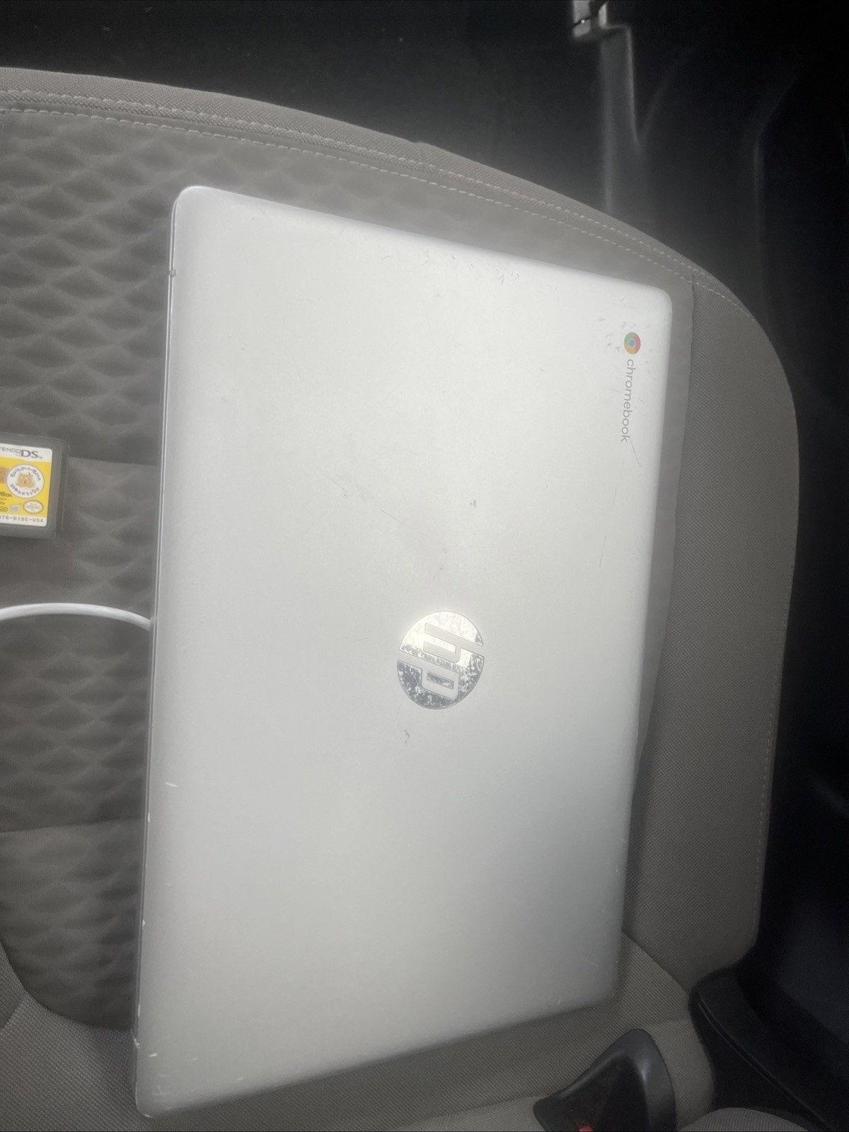 HP Chromebook 14″ Laptop Silver Intel Processor Chrome OS Webcam Wi-Fi