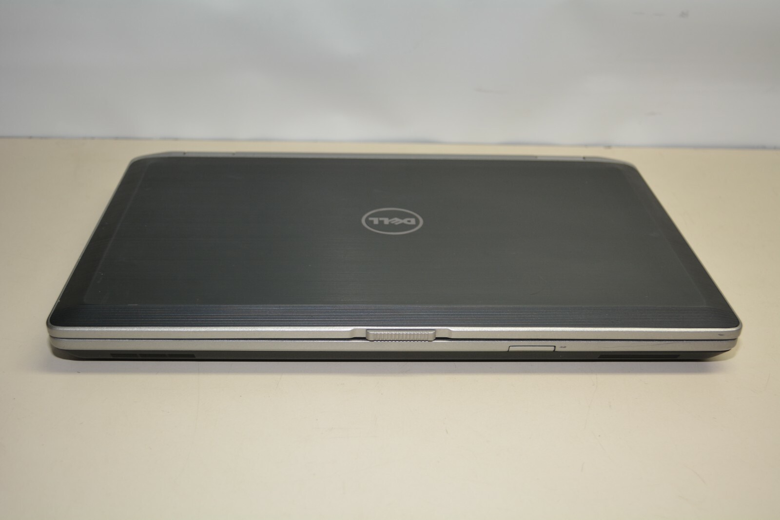 Dell Latitude E6520 Intel Core i7-2720QM @ 2.20GHZ 8GB Ram No HD #W108