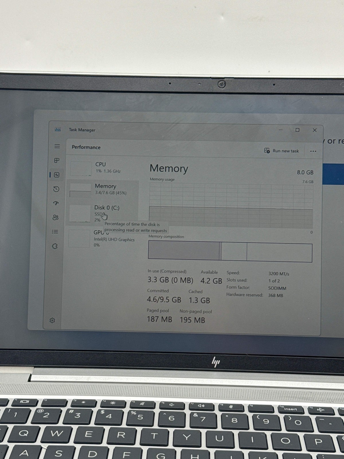 HP EliteBook 640 G10 14.0″ Touch Core i5-1335U 256GB SSD 8GB RAM – Screen Marks