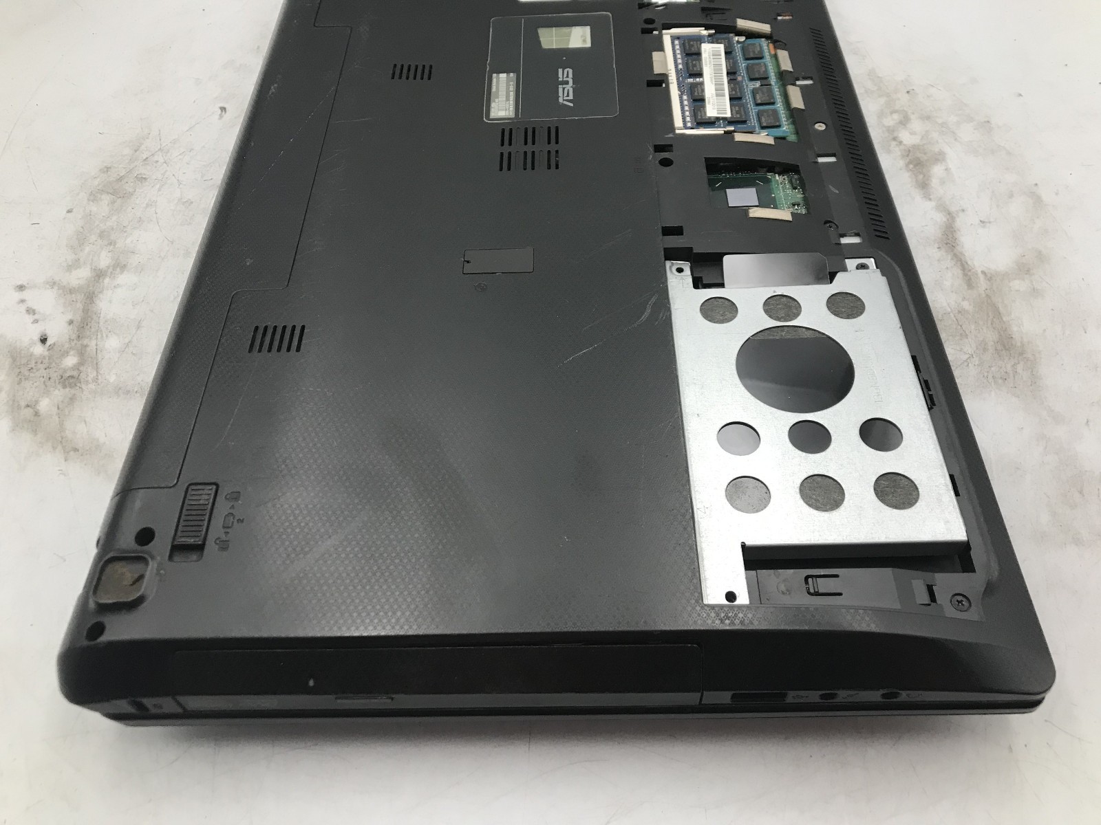 ASUS K55A NOTEBOOK – BOOTS TO BIOS – INTEL I5 3210M – 4GB RAM – READ DESCRIP -BB
